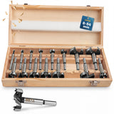 AM Zerspanungstechnik Forstnerbohrer-Set von 6 bis 54 mm in Holzbox für präzise Bohrungen in Holz.